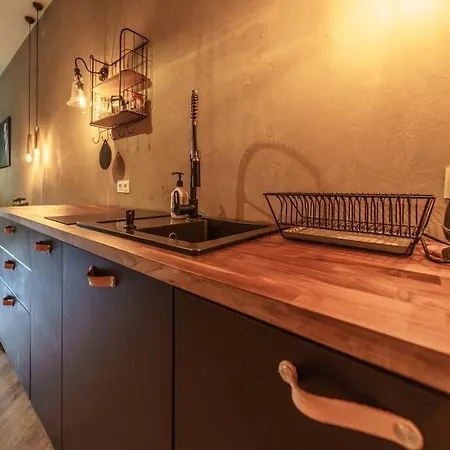 Chic Apartment-old Town&z14/1a